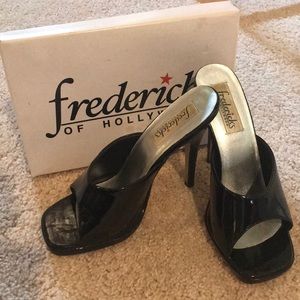 Frederick’s of Hollywood stilettos 👠